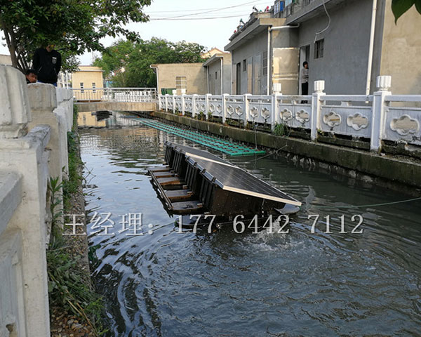 潛水推流曝氣機(jī)