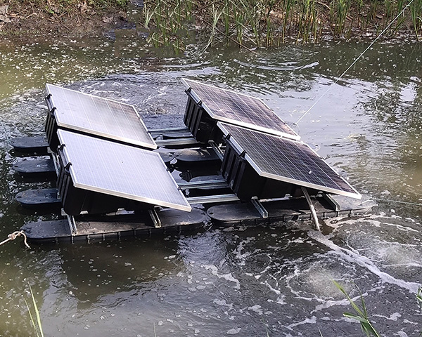 太陽(yáng)能曝氣機(jī)